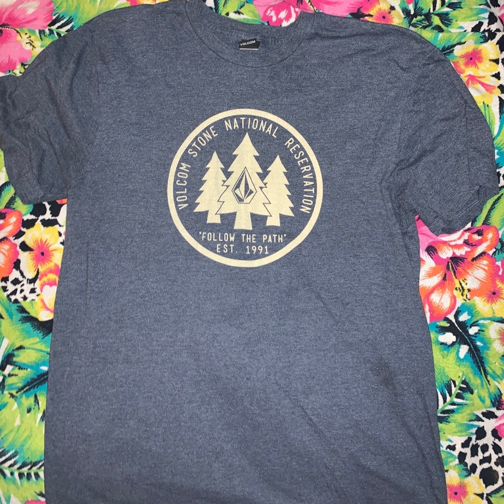 VOLCOM TEE SHIRT